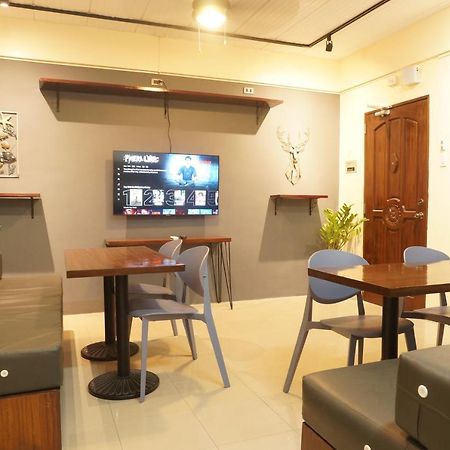 Mint Homes In Cev Mansion Manila Exterior foto